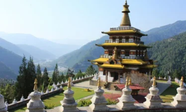 Khamsum_Yuelley_Namgyal_Chorten