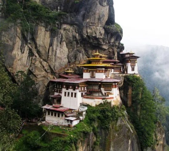 hike_to_taktsang_monastery