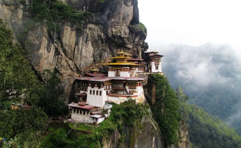 hike_to_taktsang_monastery