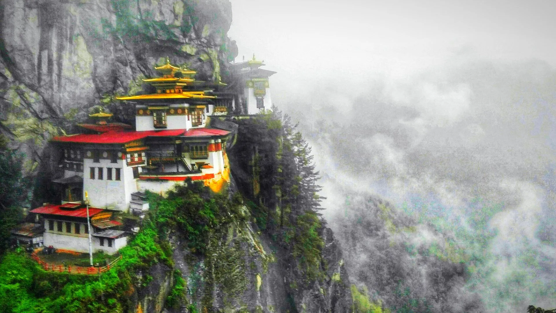 Hike to the Iconic Tiger's Nest Monastery